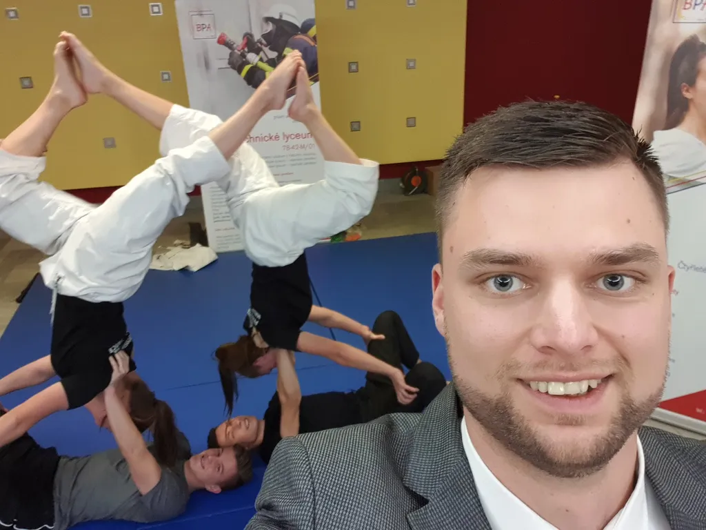 Archivní snímek 5 k článku „Prezentace středních škol a zaměstnavatelů v Hradci Králové“ (2019-11-18).