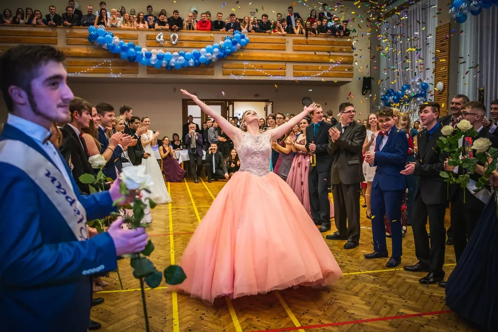 Archivní snímek 7 k článku „Maturitní ples 2019/2020“ (2020-02-04).